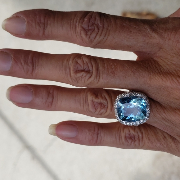 Jewelry - Blue Topaz with Pavia diamonds